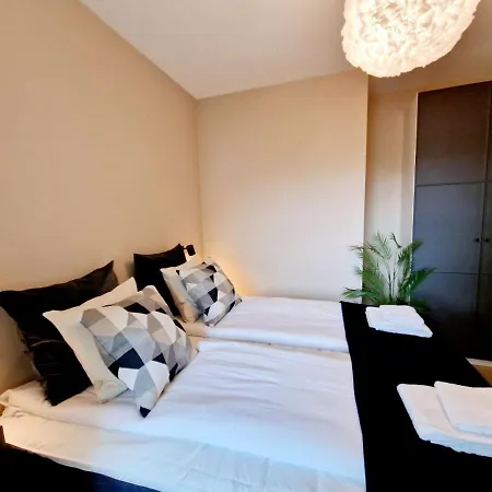 Modern & Spacious 3-bedroom, Central, Parking Stavanger